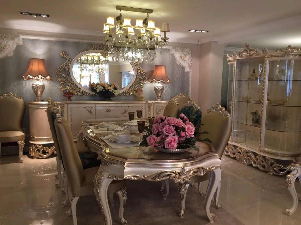 Luxury baroque display cabinet white / silver / gold 170 x 50 x H. 215 cm - Magnificent display cabinet with 2 glass doors and 3 glass shelves - Baroque furniture